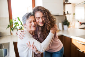 Lire la suite à propos de l’article Les grands-parents restent importants pour les ados